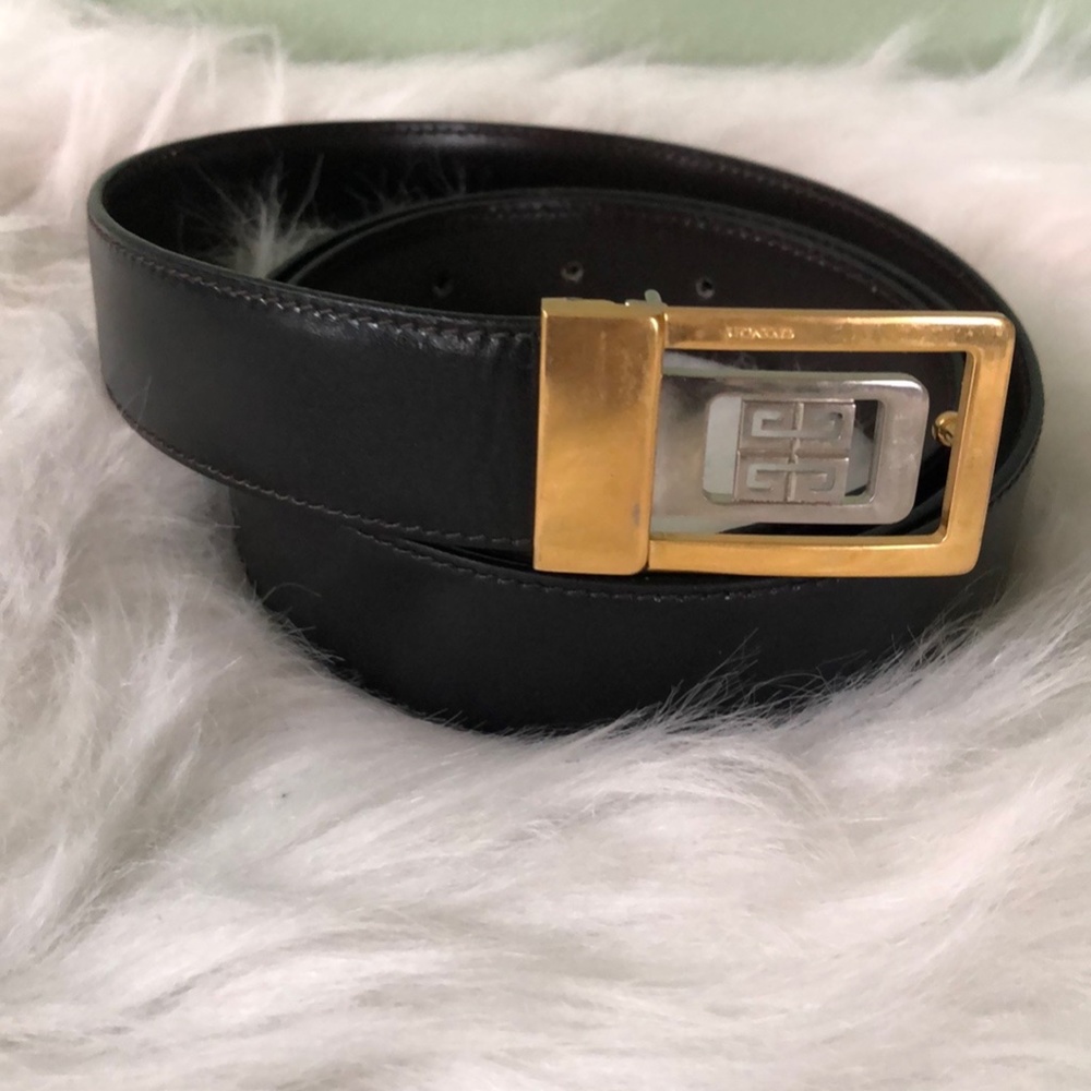 GIVENCHY Black Belt / COA